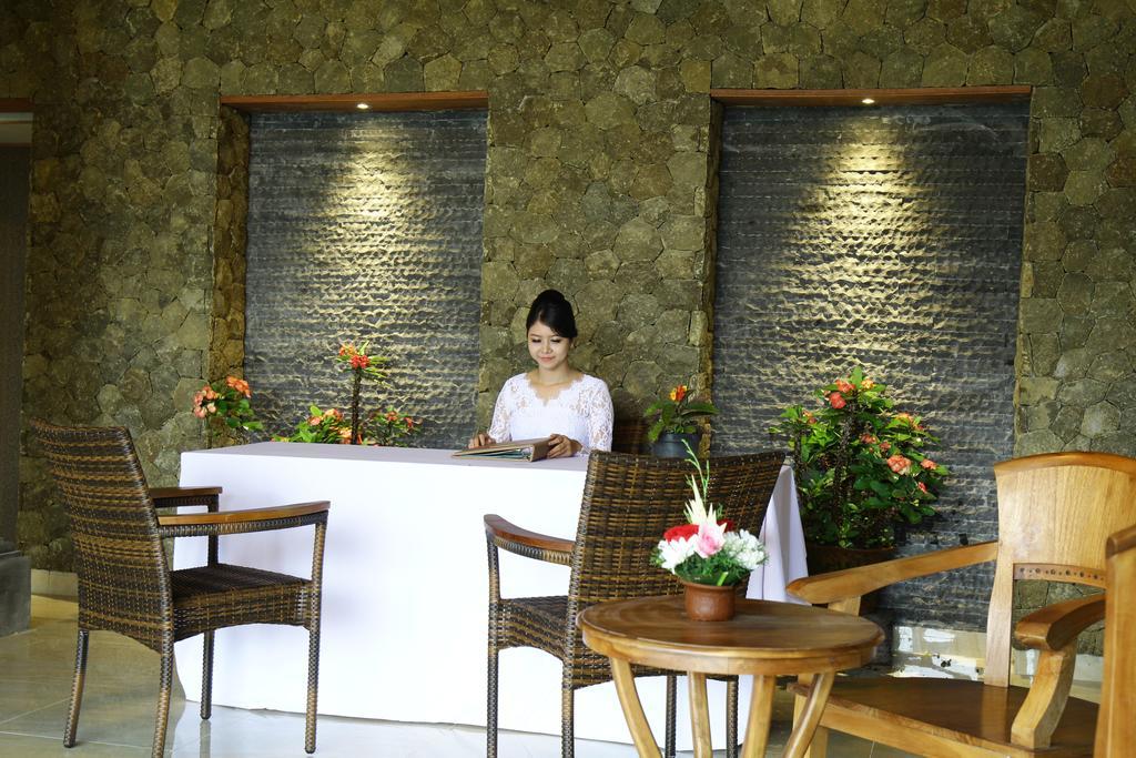 Puri Karang Besakih Hotel Menanga Exterior foto